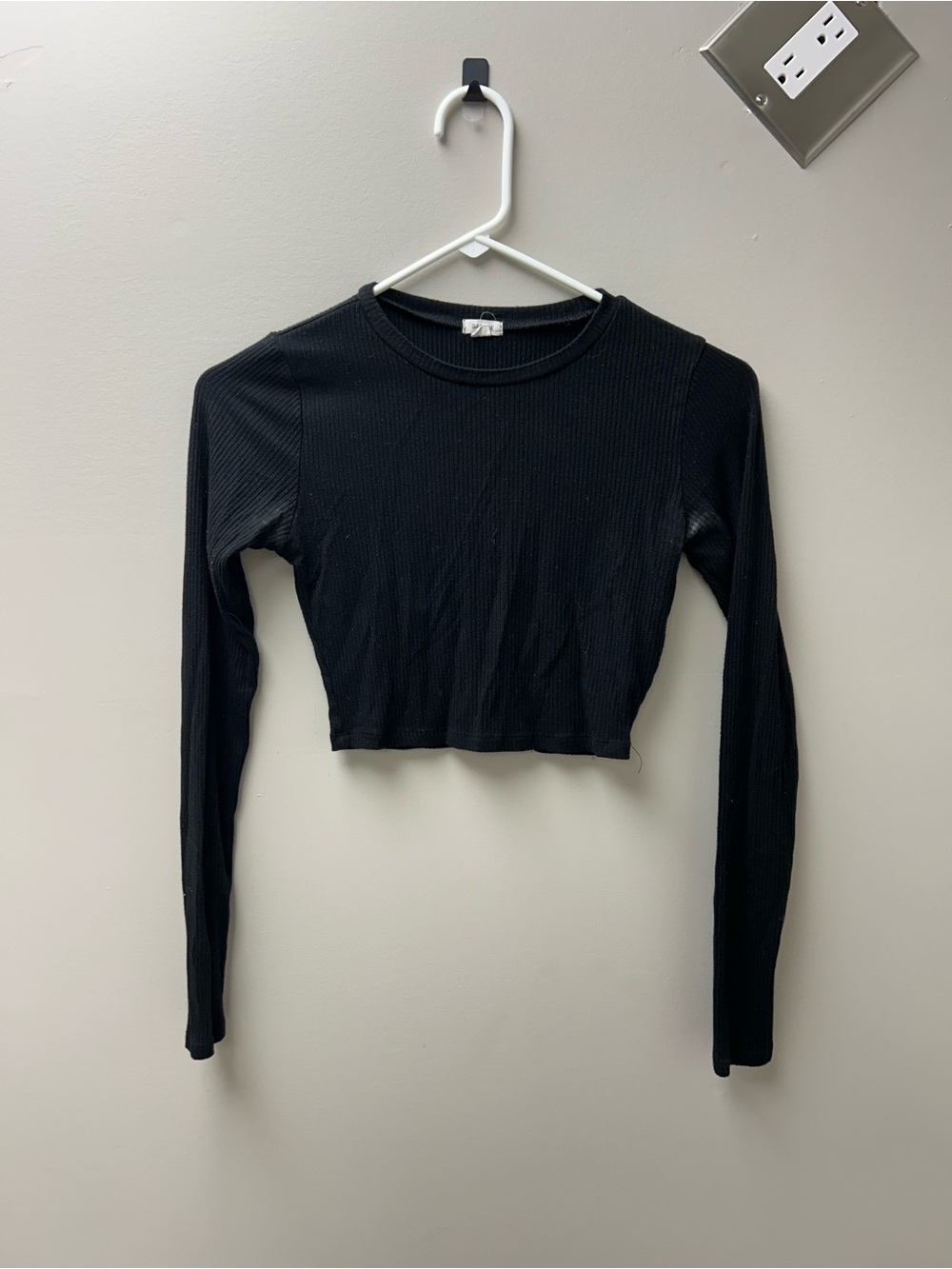 Garage Women’s Ribbed Long Sleeve Cropped Top